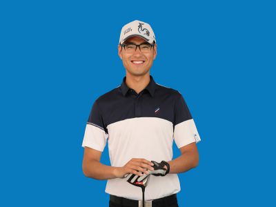 王闖：江漢大學(xué)高爾夫?qū)W院畢業(yè)，專業(yè)高爾夫教練，中國(guó)高爾夫協(xié)會(huì)認(rèn)證教練，美國(guó)TPI認(rèn)證教練，中國(guó)高爾夫協(xié)會(huì)《青少年運(yùn)動(dòng)技能等級(jí)標(biāo)準(zhǔn)》考評(píng)員