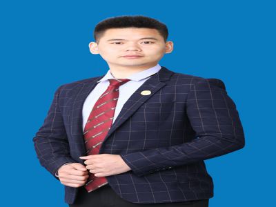 楊齊：陜西師范大學(xué)在讀研究生，陜西師范大學(xué)歷史學(xué)專業(yè)，中學(xué)一級教師，一直任教清北班，榮獲市級優(yōu)質(zhì)課大賽一等獎